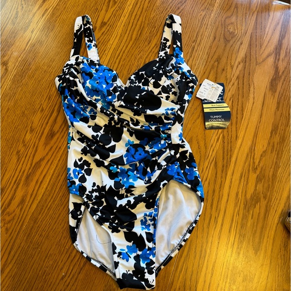 SHAPE SOLVER Other - NEW SHAPE SOLVER floral tummy control one piece swimsuit in blue black‎ size 6